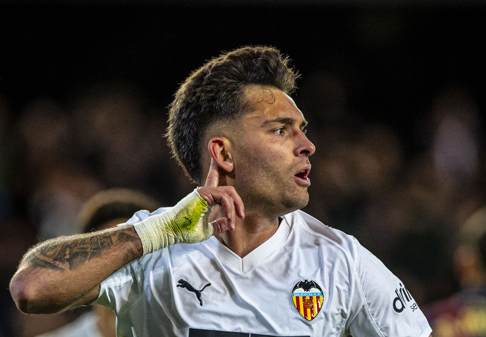 La historia se repite en Mestalla y el Valencia CF se lleva el derbi (1-0)